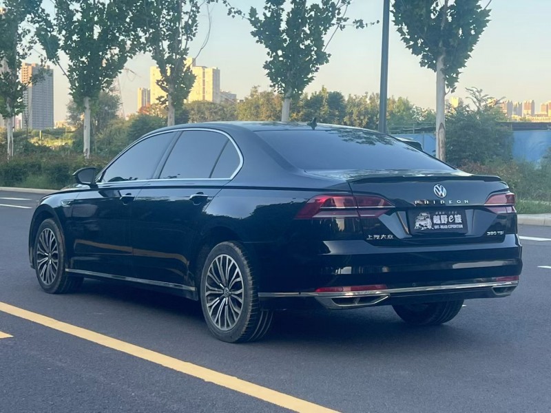 郑州19年大众辉昂9