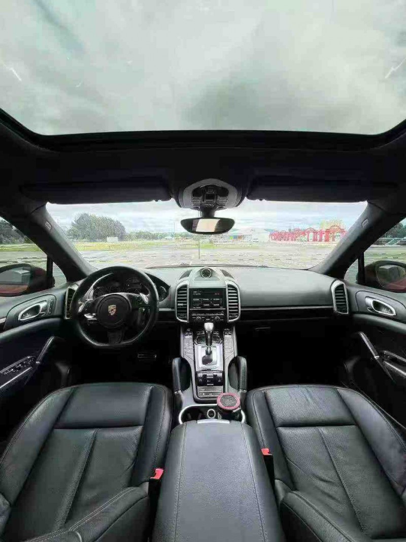 营口13年保时捷卡宴3