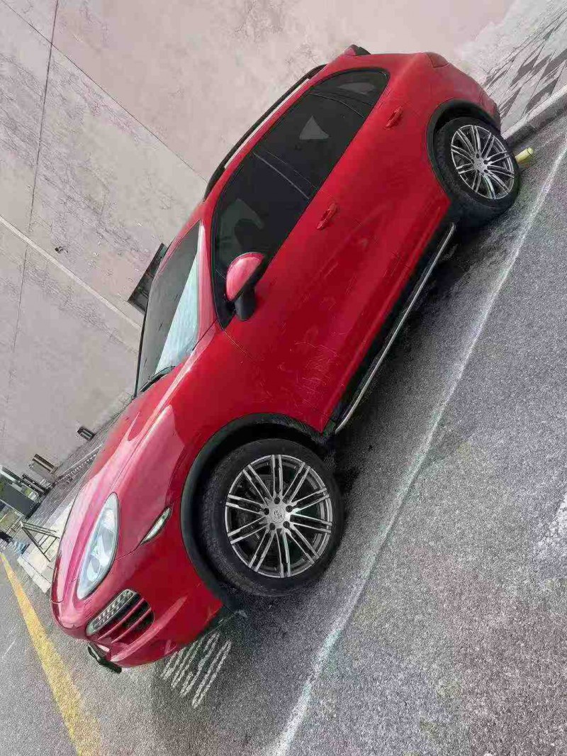 营口13年保时捷卡宴6