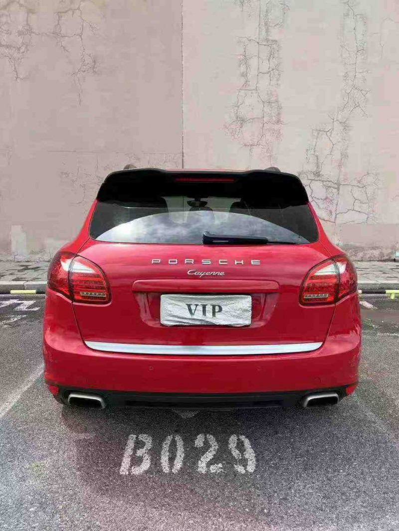 营口13年保时捷卡宴7