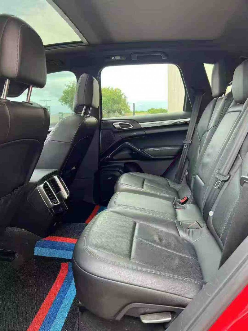 营口13年保时捷卡宴9