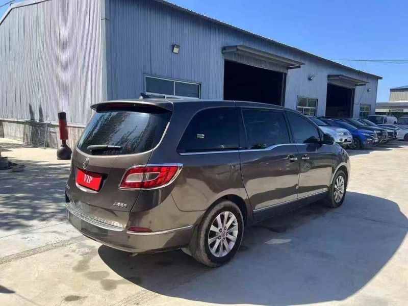 枣庄12年别克GL89