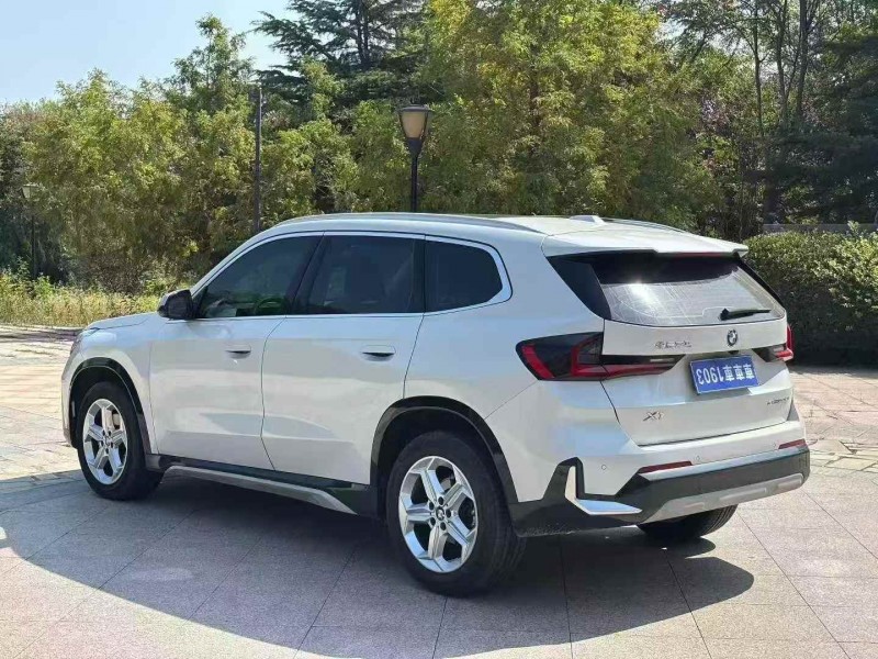 济南23年宝马X18