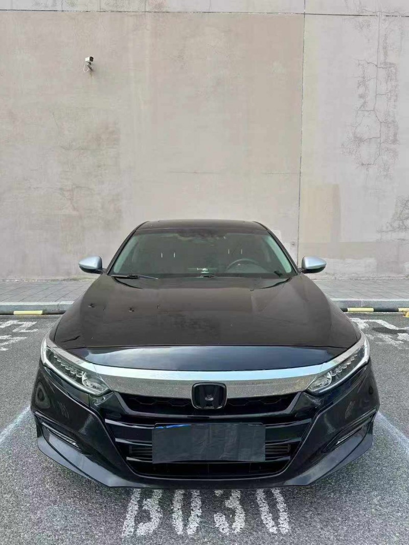 营口19年本田雅阁1