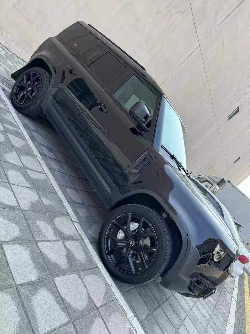 营口20年路虎卫士3