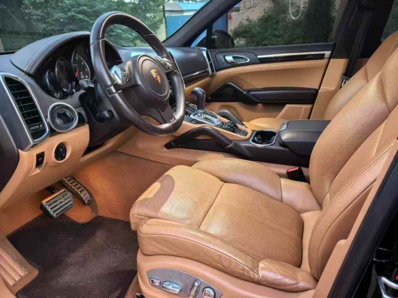 枣庄13年保时捷Macan5