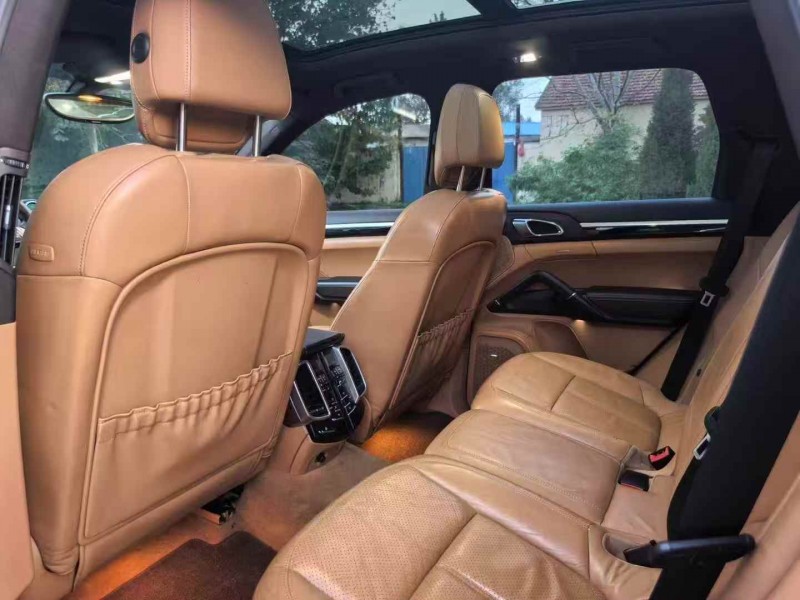 枣庄13年保时捷Macan6