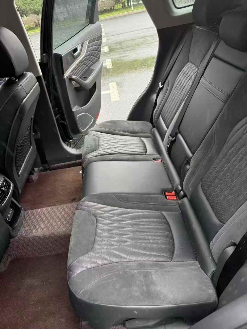 连云港22年红旗HS57