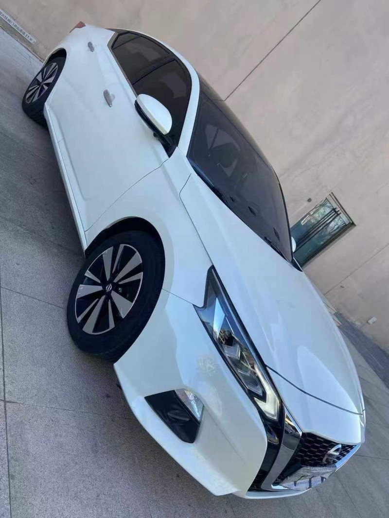 营口20年日产天籁9