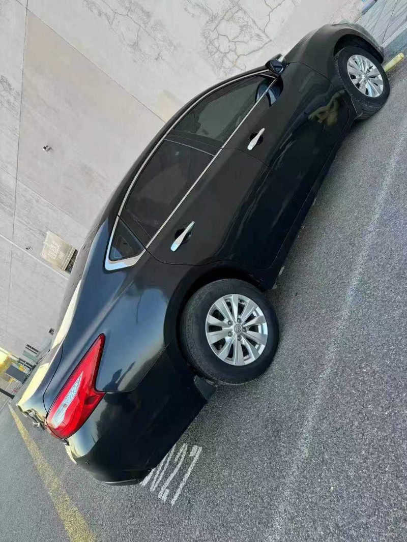 营口19年日产天籁8