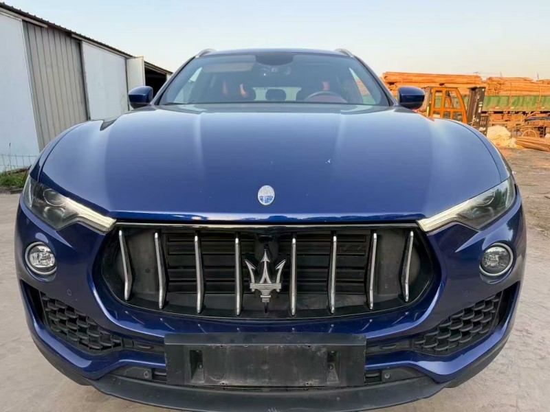 潍坊17年玛莎拉蒂Levante1