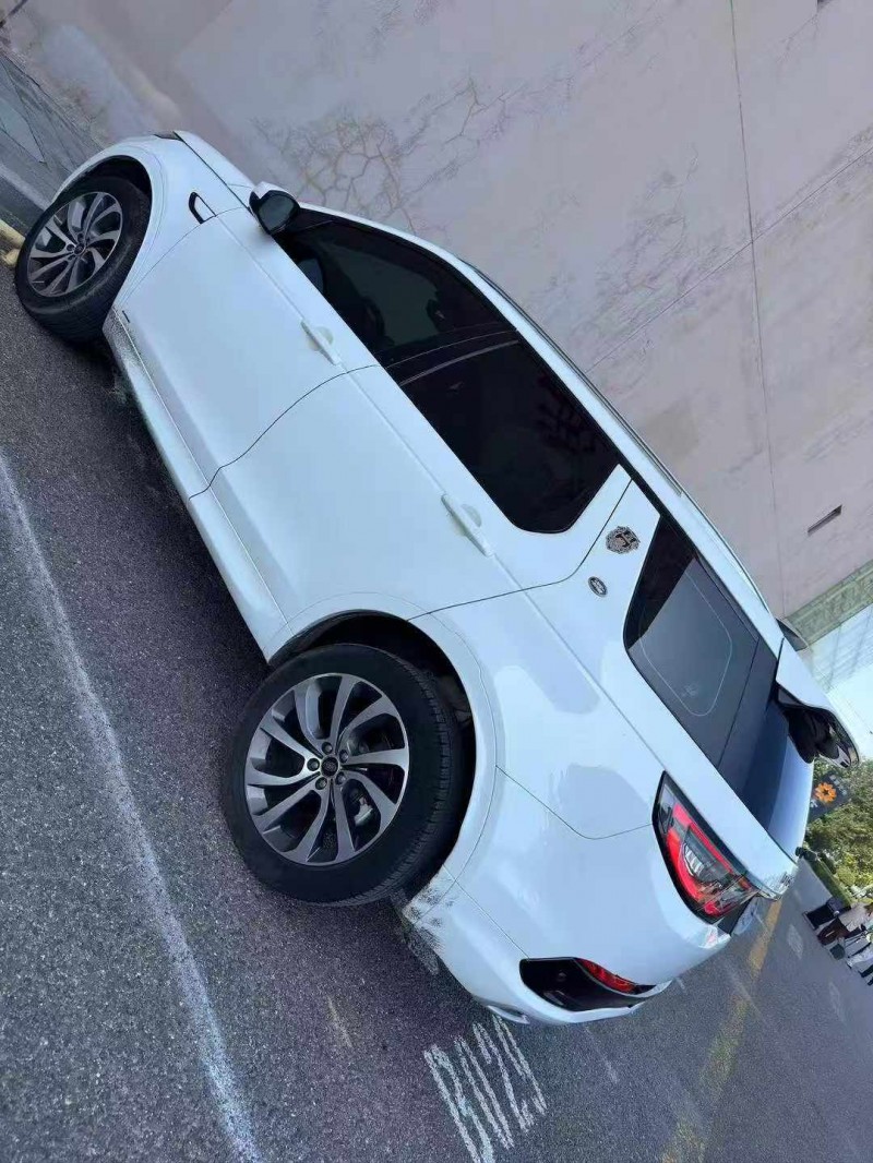 营口22年路虎发现8