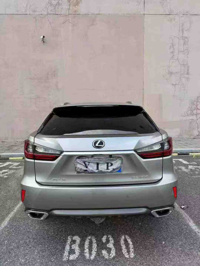 营口18年雷克萨斯RX3