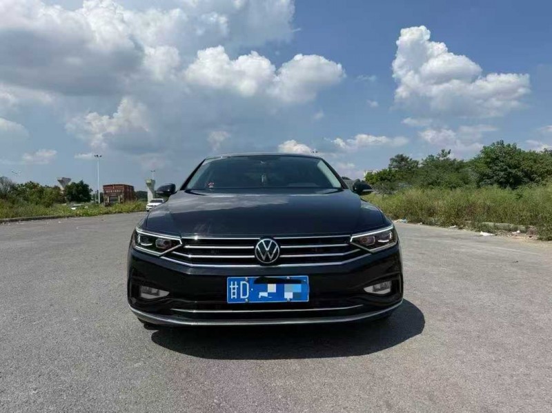 南宁22年大众迈腾1