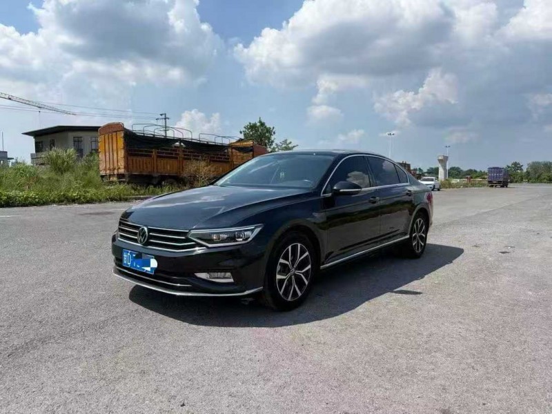 南宁22年大众迈腾3