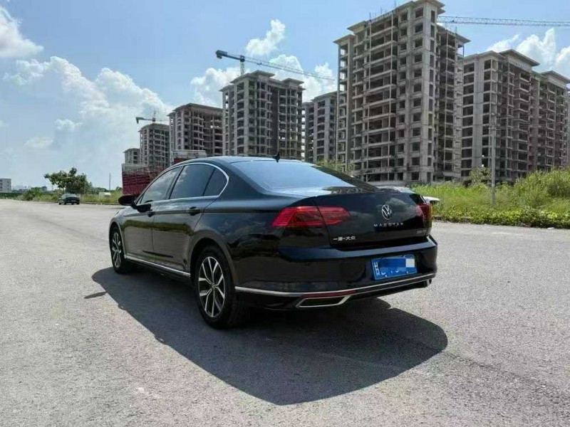 南宁22年大众迈腾4