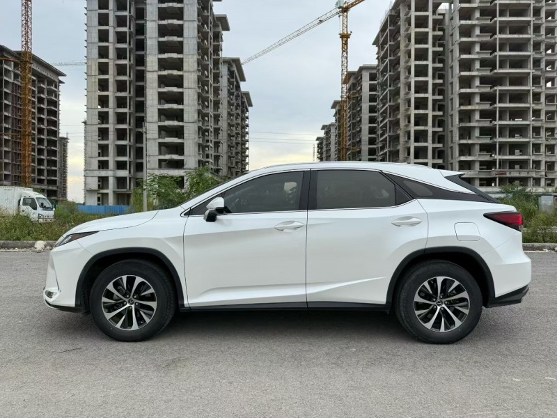 柳州20年雷克萨斯RX8