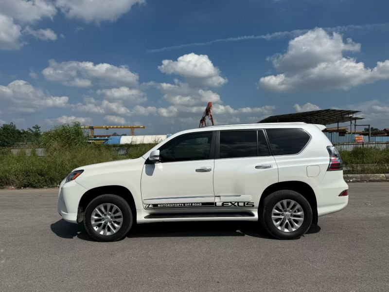 柳州15年雷克萨斯GX9