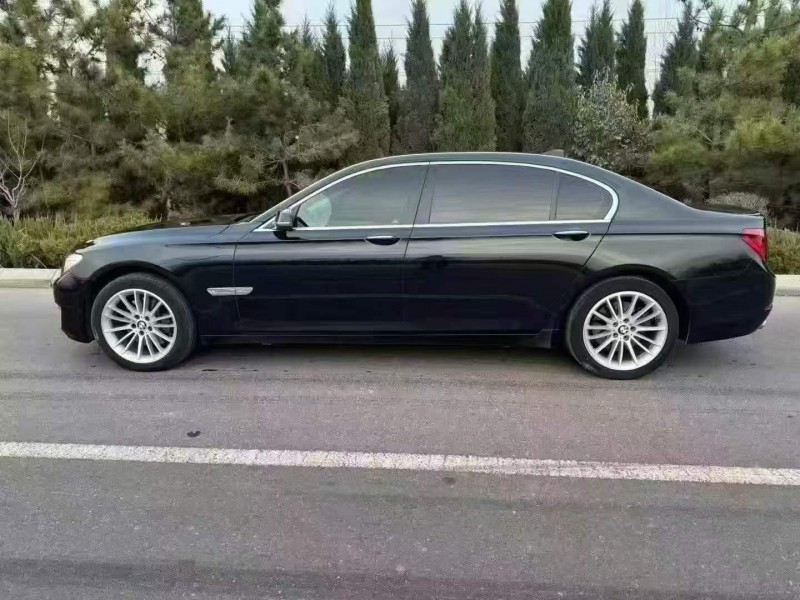 滨州15年宝马7系4