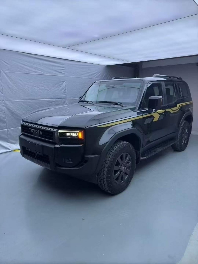 东莞25年丰田普拉多2