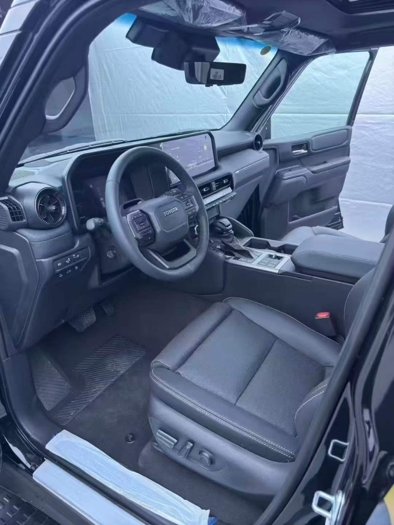 东莞25年丰田普拉多4