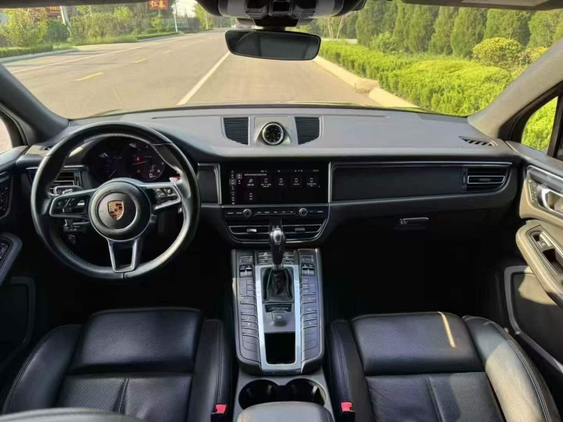 滨州19年保时捷Macan7