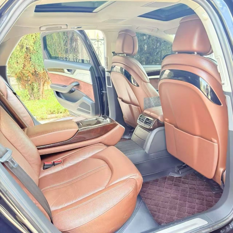 乌海15年奥迪A8L3