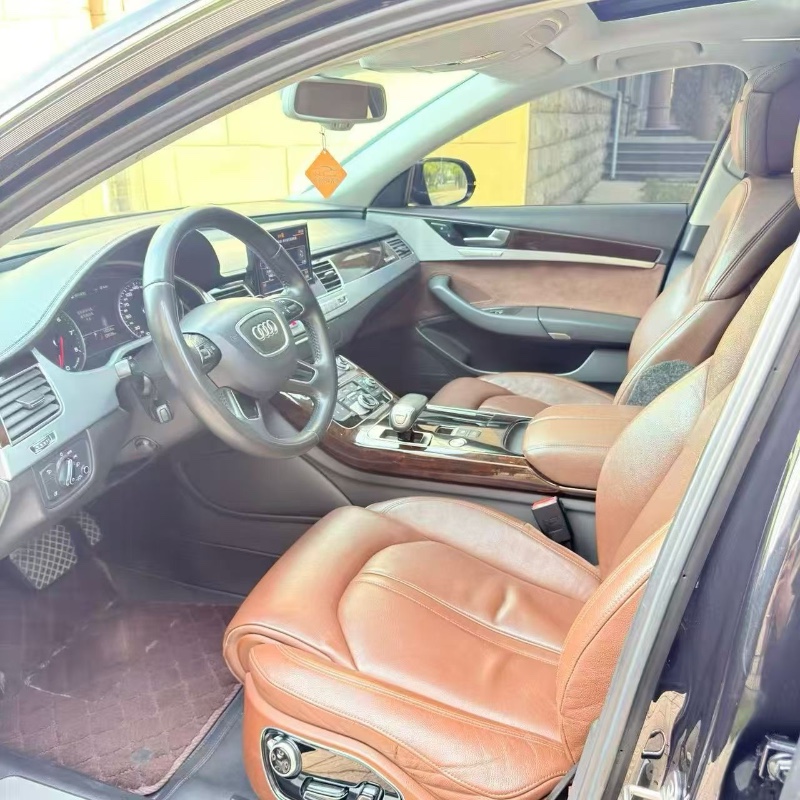 乌海15年奥迪A8L4