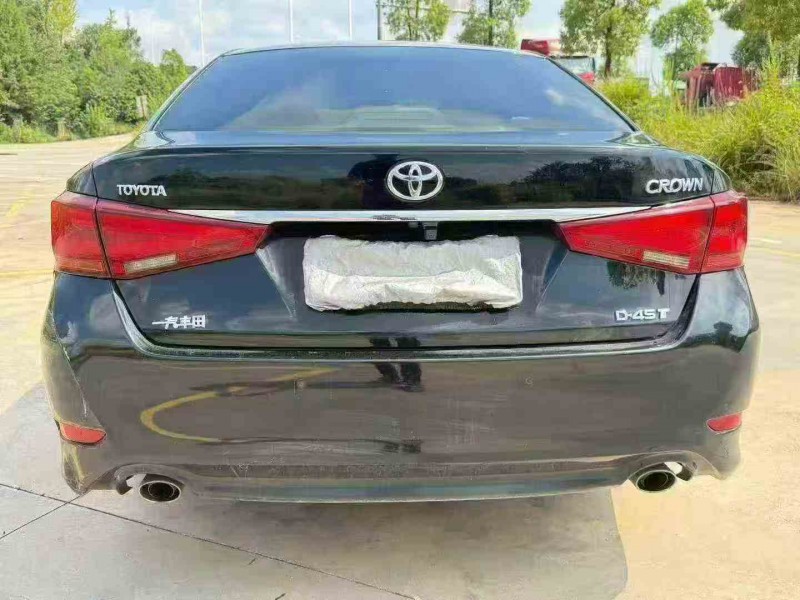 衡阳18年丰田皇冠9