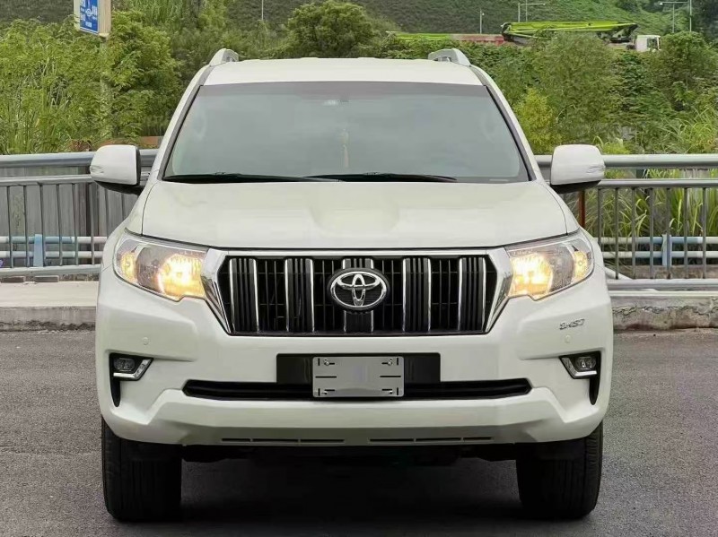 重庆24年丰田普拉多1