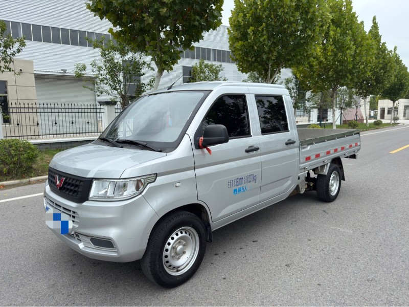 盐城23年五菱汽车荣光2