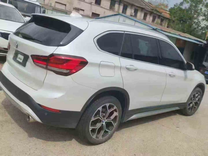 张家界22年宝马X19