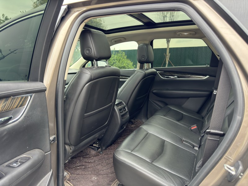 盐城16年凯迪拉克XT57