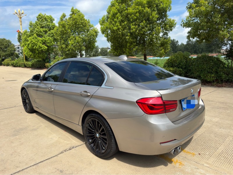 盐城19年宝马3系5