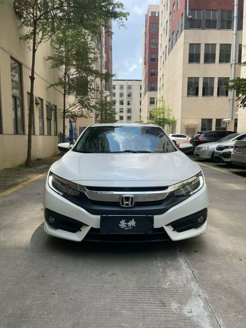 佛山19年本田思域1