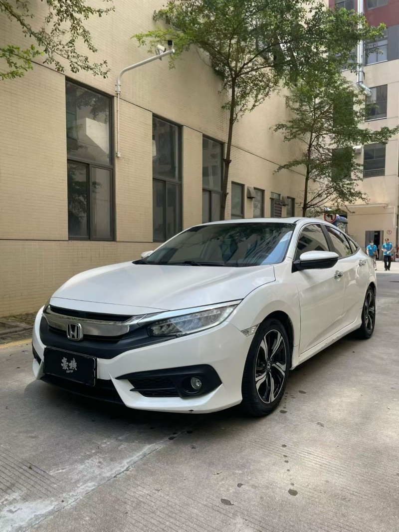 佛山19年本田思域3