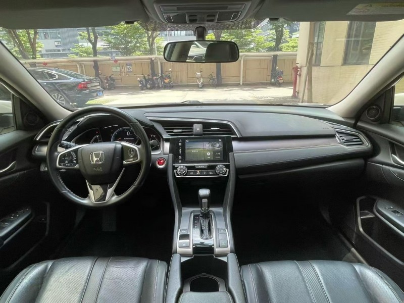 佛山19年本田思域8