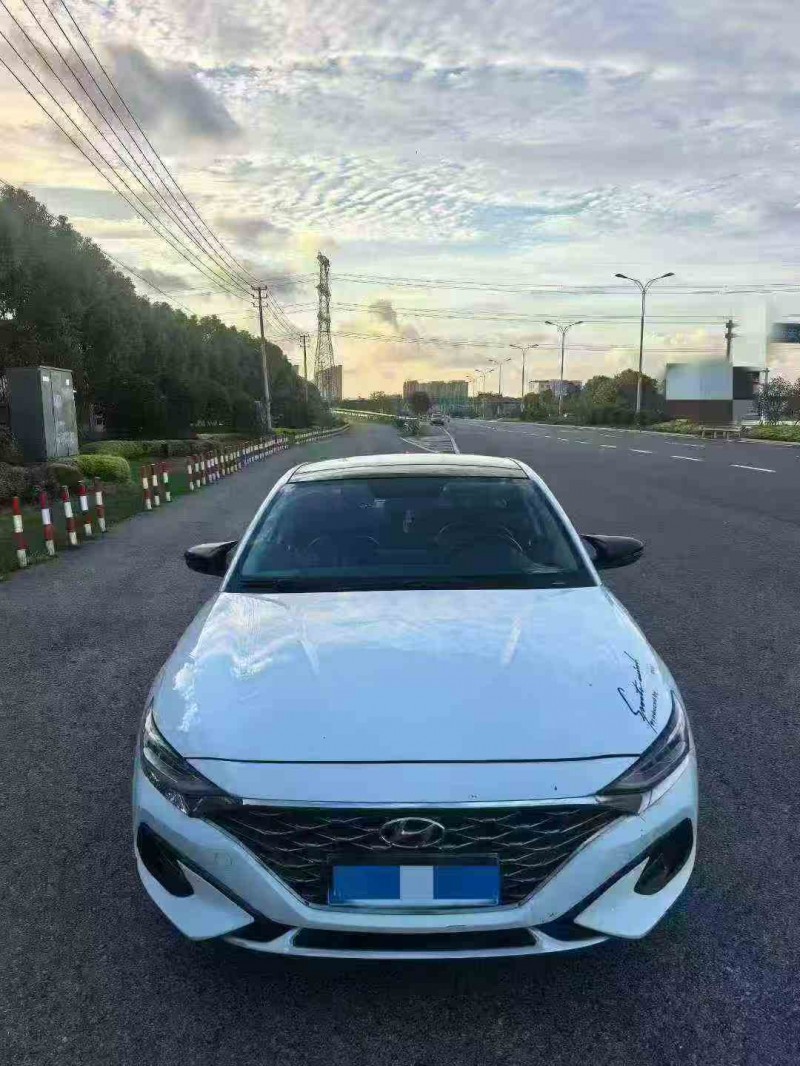 嘉兴19年现代菲斯塔1