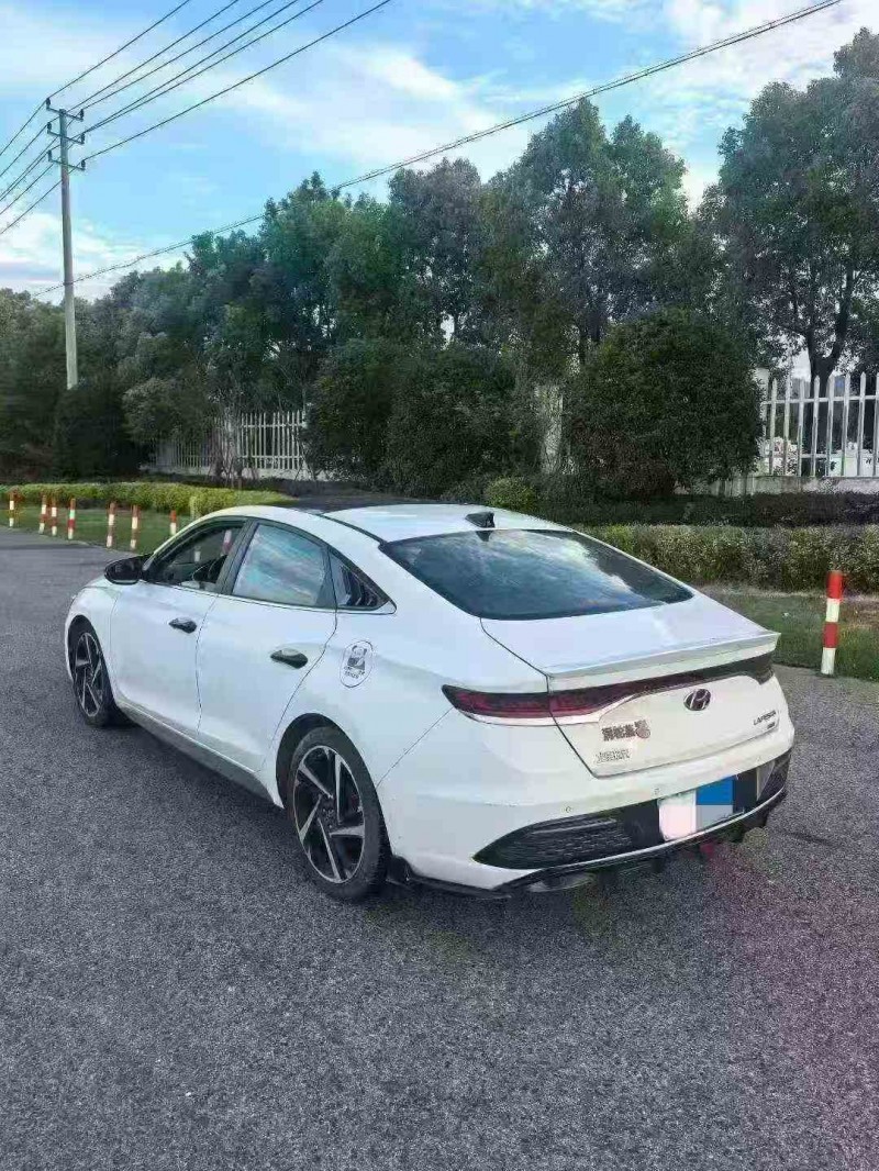 嘉兴19年现代菲斯塔7