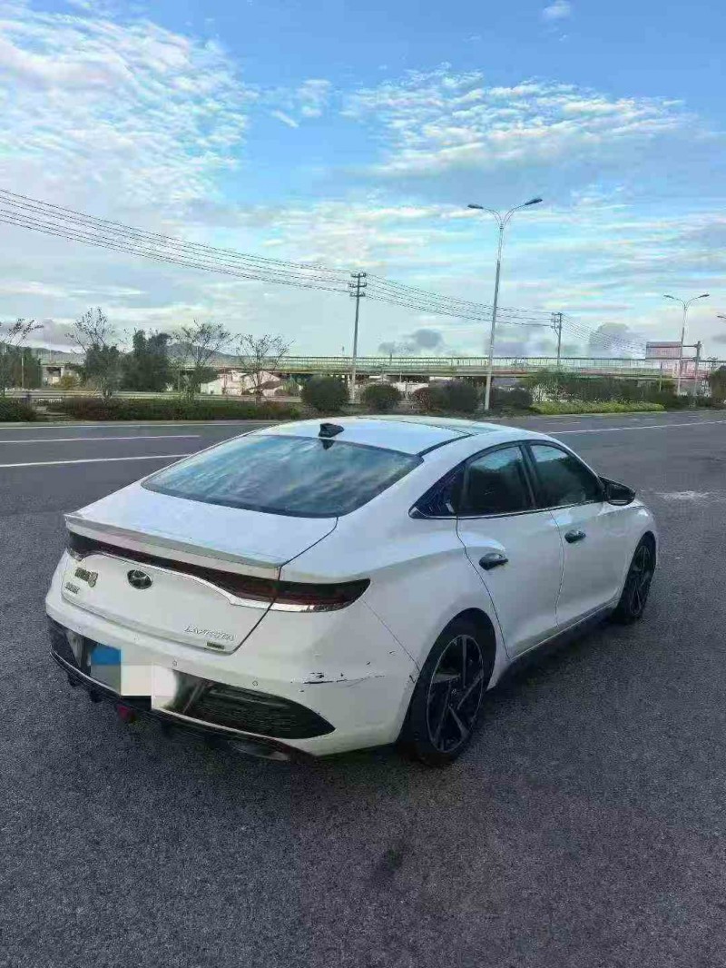 嘉兴19年现代菲斯塔8