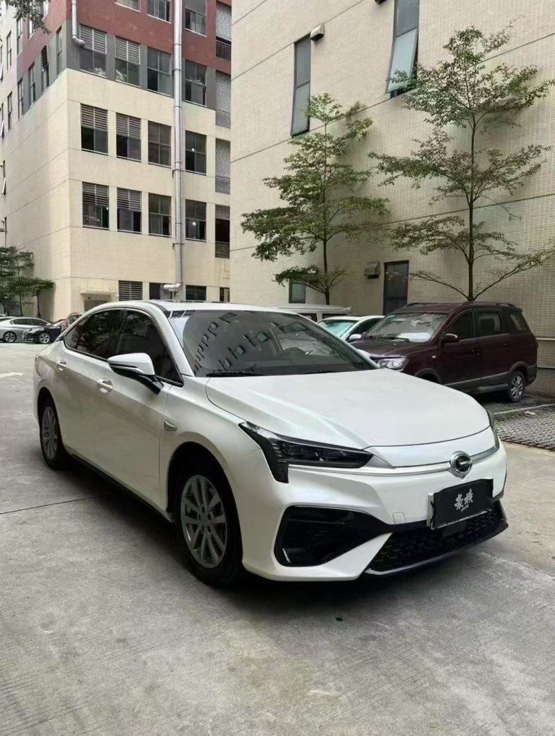 佛山23年传祺埃安S2