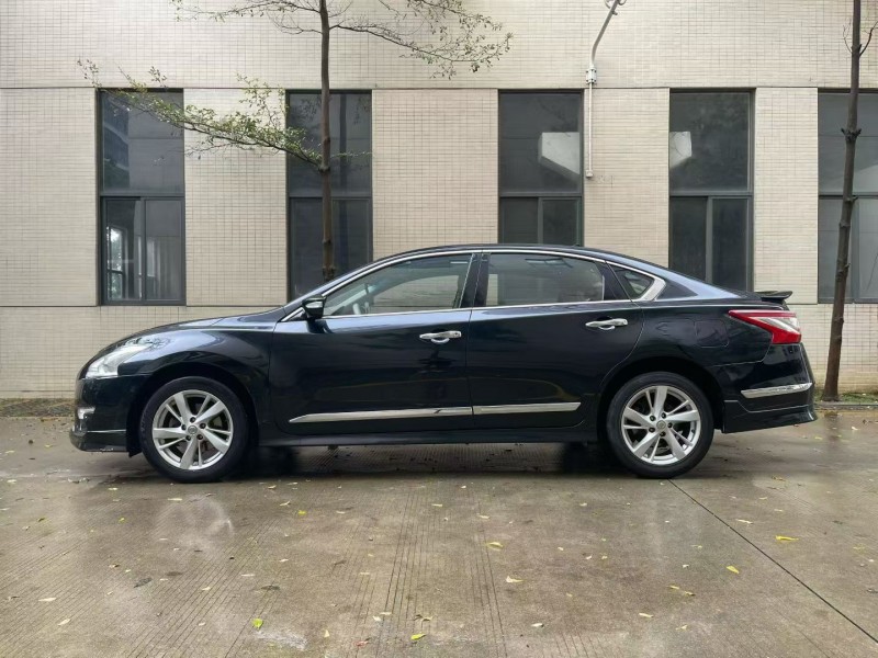 佛山15年日产天籁4