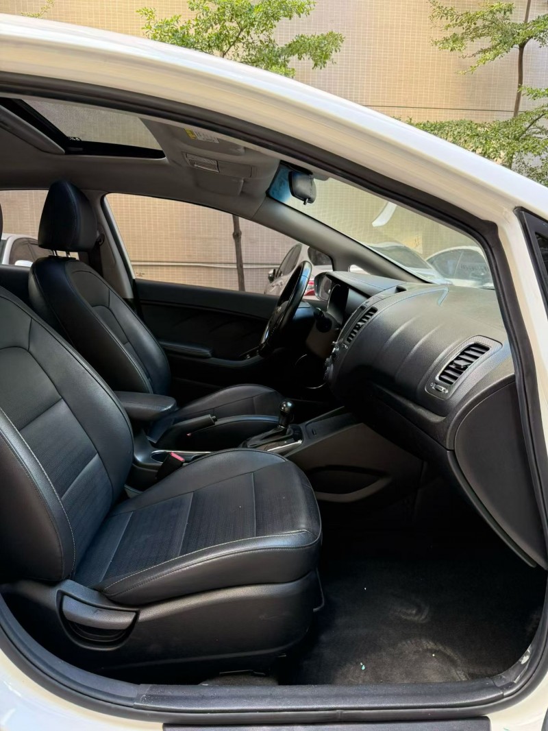 佛山19年起亚K37