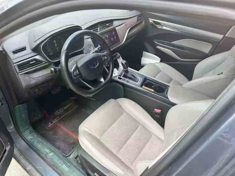 厦门18年吉利缤瑞6