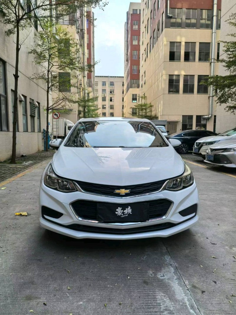 佛山17年雪佛兰科鲁兹1