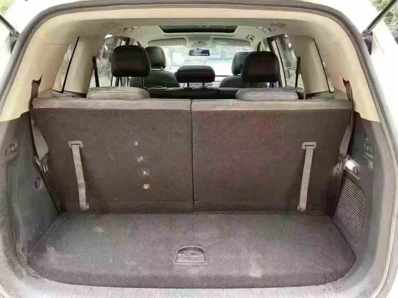 泸州22年荣威RX88