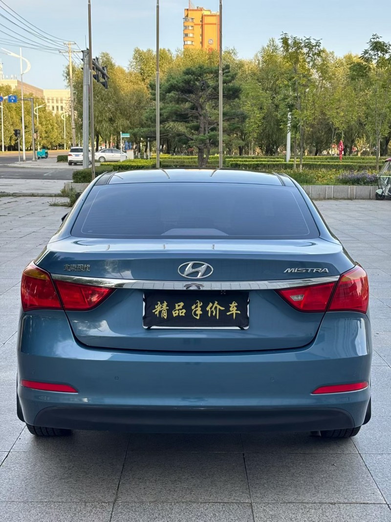 吉林15年现代名图5