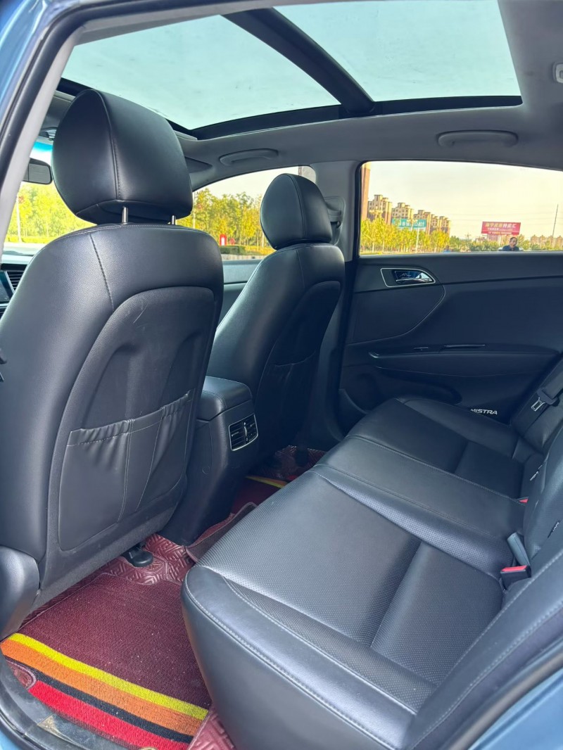 吉林15年现代名图9