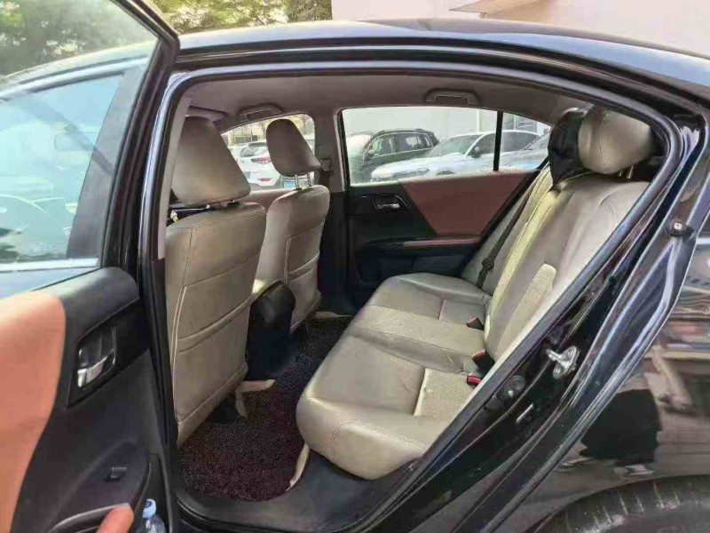 三明17年本田雅阁6