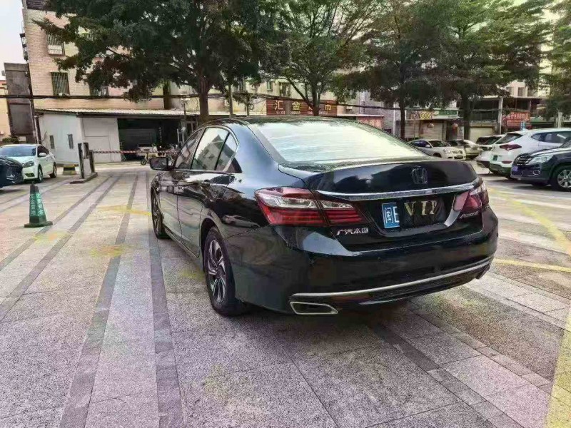 三明17年本田雅阁7